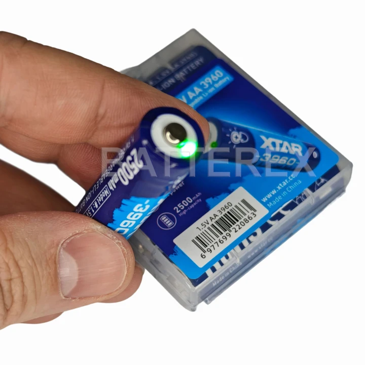 aa-li-ion-xtar-3960-2500mah-check-power-07-batterex.jpg